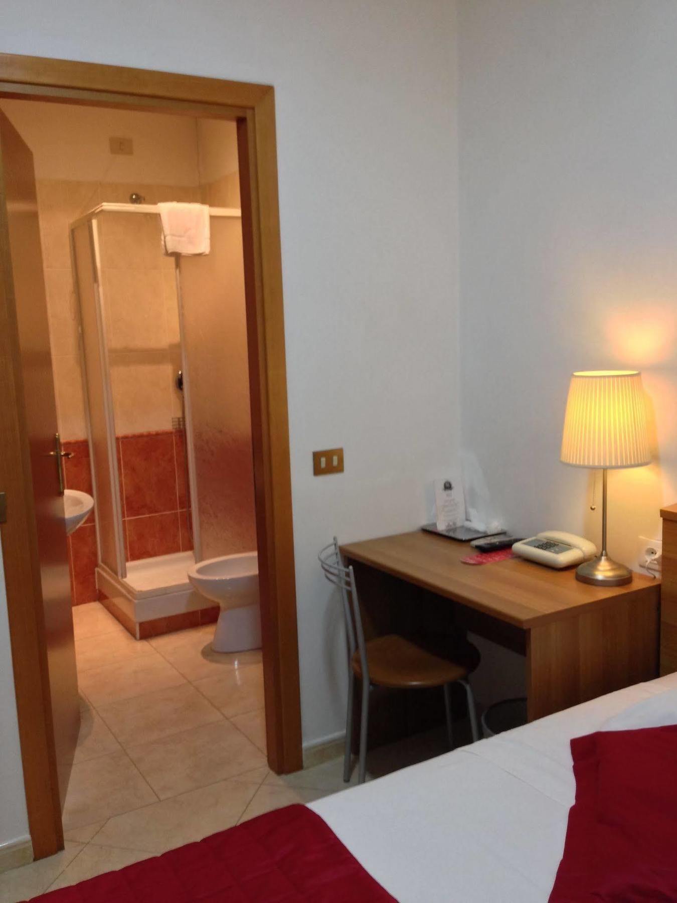 San Paolo Guest House โรม ภายนอก รูปภาพ